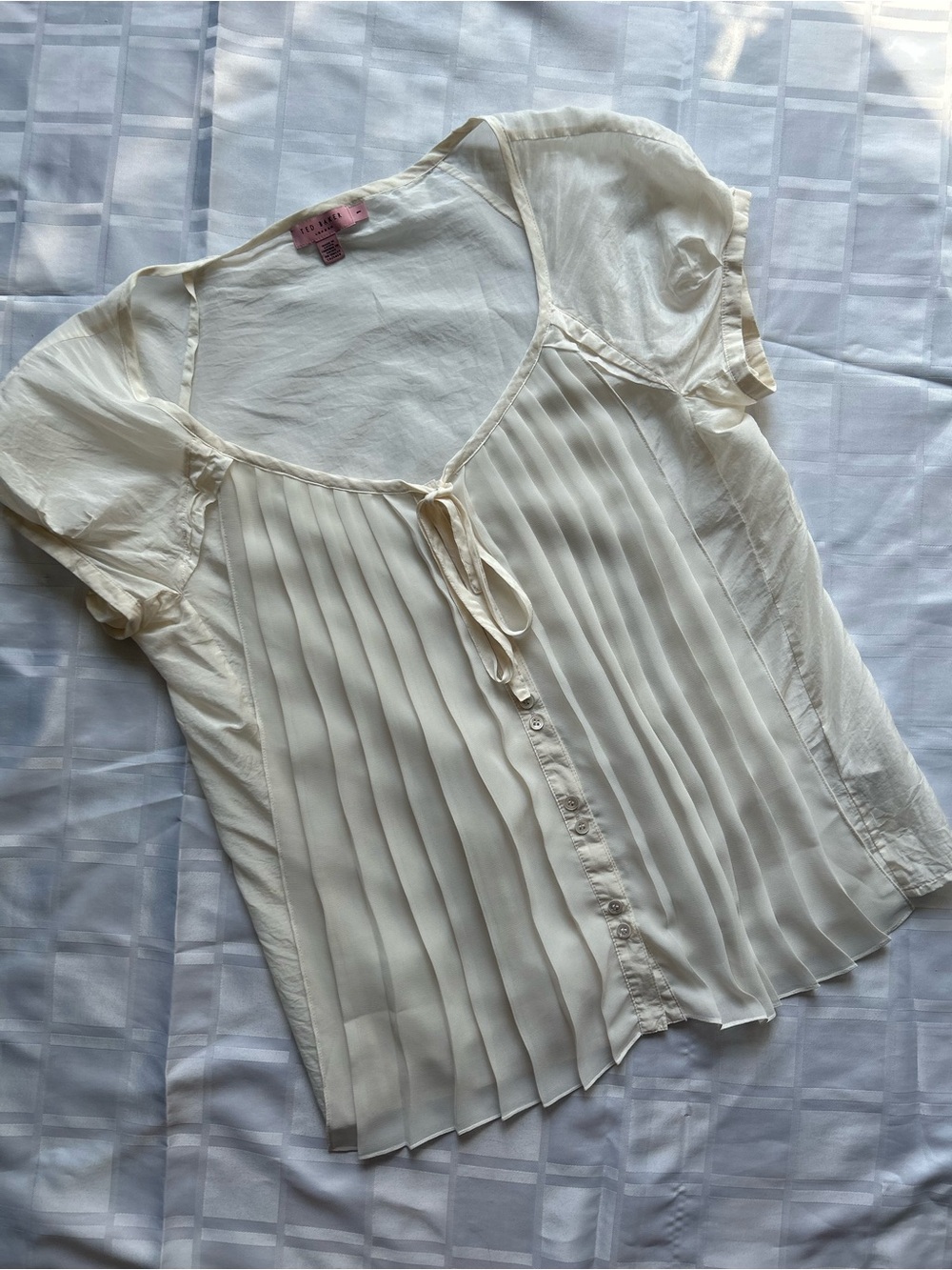 Ted Baker London White Cotton Silk Blend Capped Sleeve Button Up Blouse